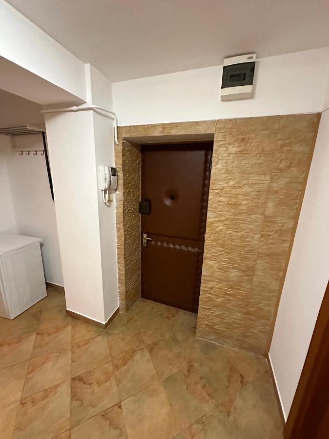 Unirii Lake Tribunal Bucharest Exterior photo