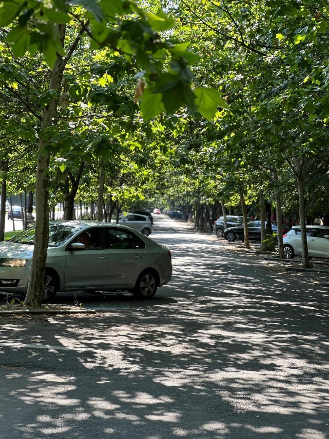 Unirii Lake Tribunal Bucharest Exterior photo